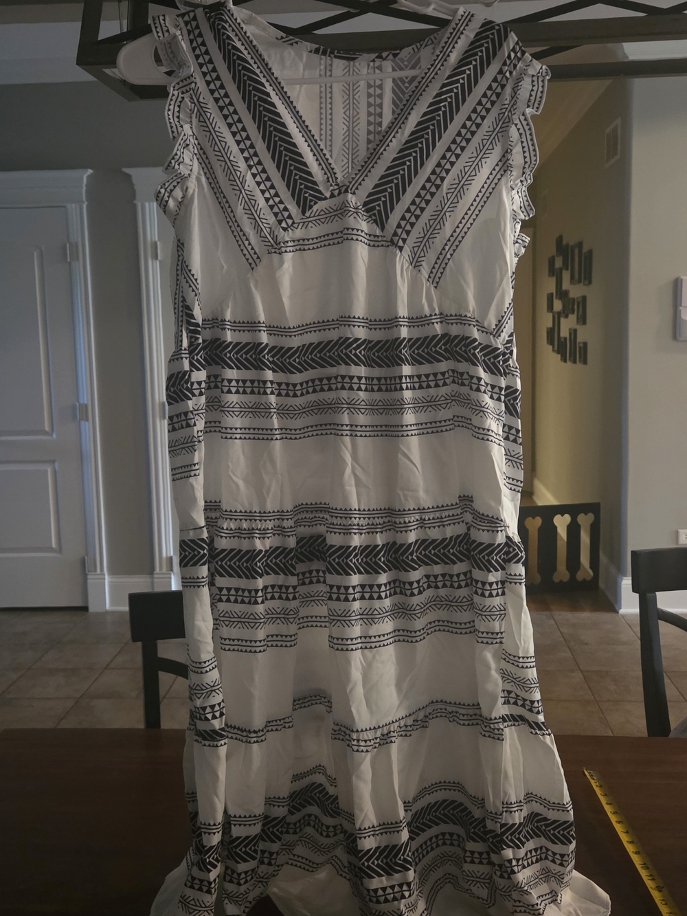 Cupshe White and Black Patterned Women’s Swim Coverup